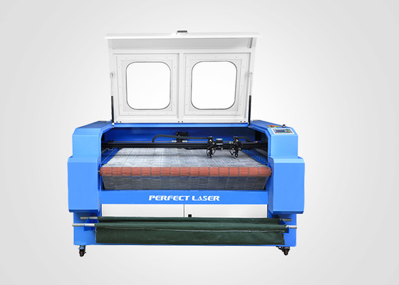 laser de alimentation automatique de CO2 de 60000mm/Min Paper Acrylic Wood Textile coupant l'équipement avec la commande ultra-rapide de progression